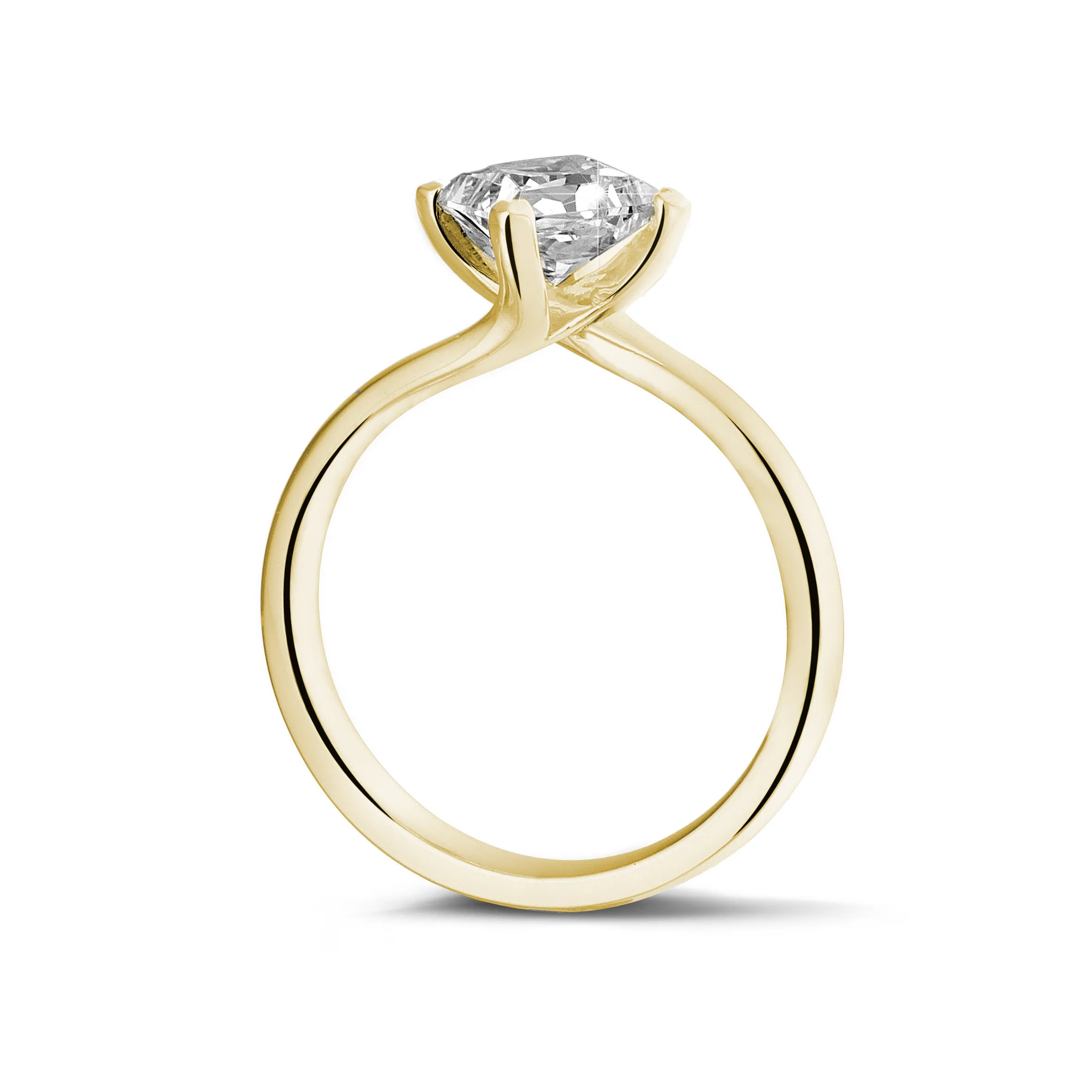 1.50 quilates anillo solitario en oro amarillo con diamante talla princesa 