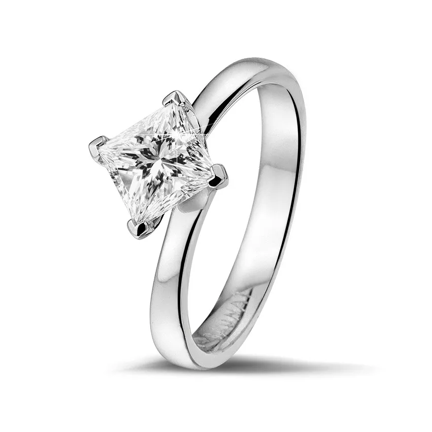2.50 quilates anillo solitario en oro blanco con diamante talla princesa 