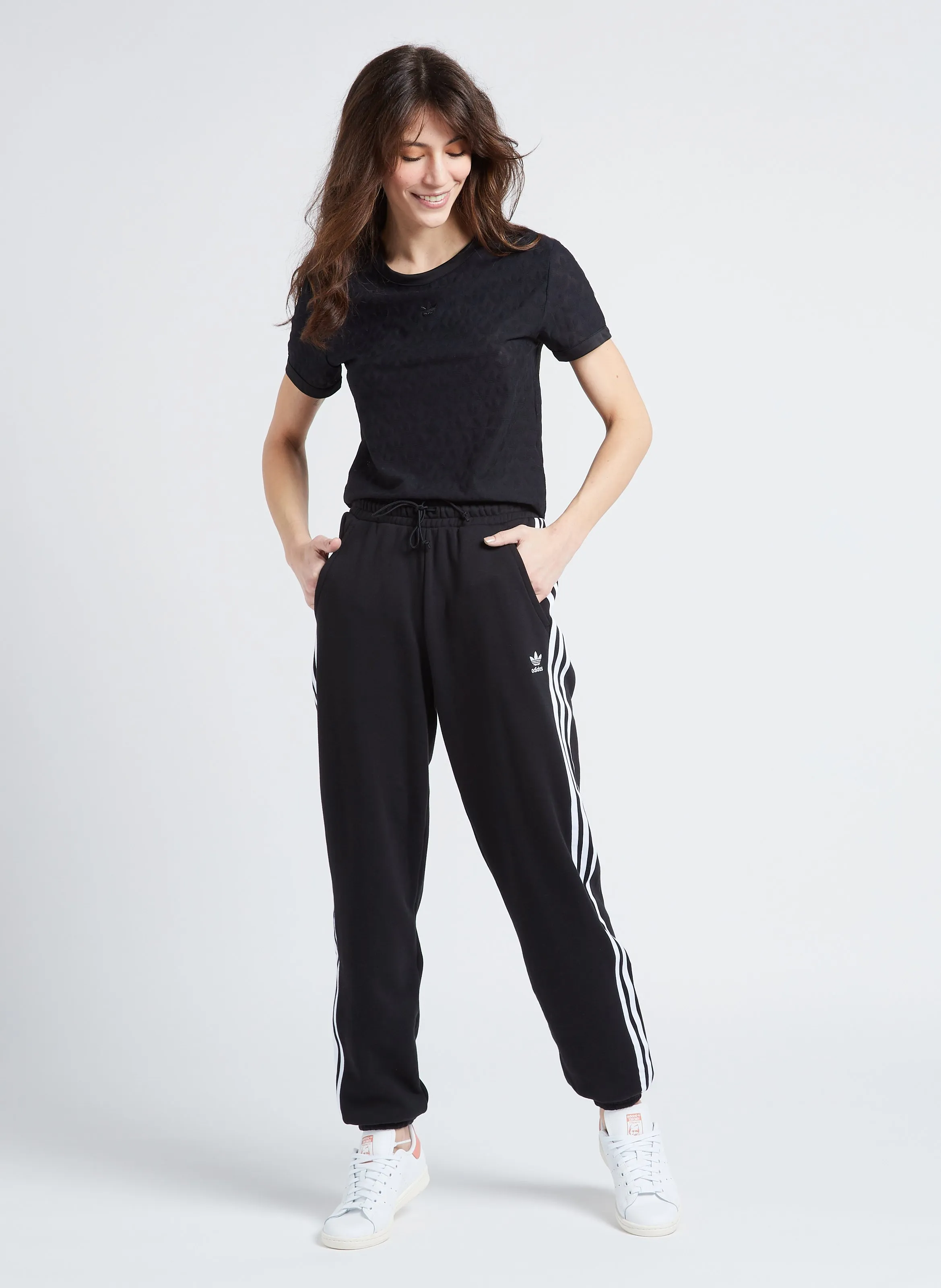 ADIDAS Pantalón de jogging de algodón recto en negro