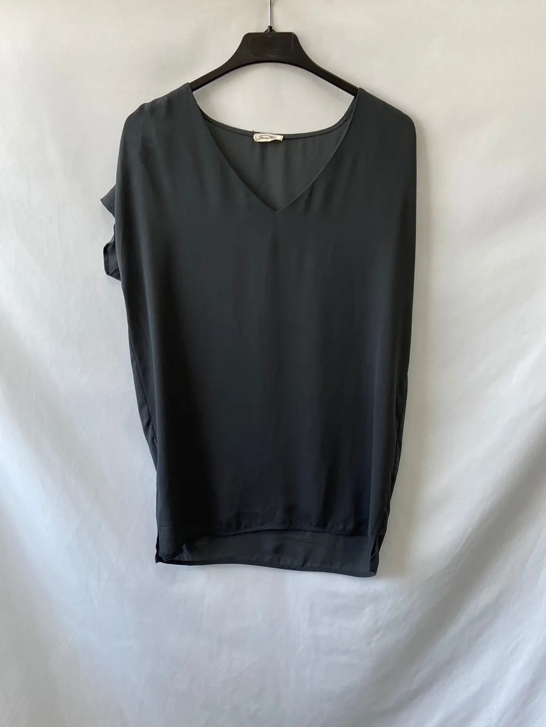 AMERCIAN VINTAGE.Blusa verde T.s