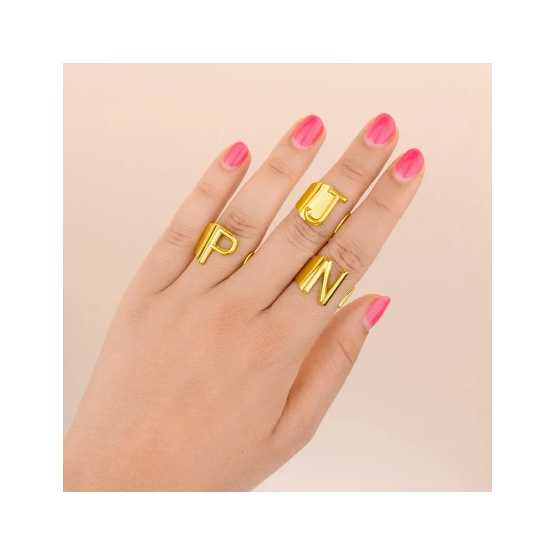Anillo letter Gold