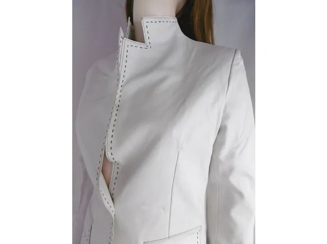 Balmain Chaqueta de cuero con cuello alto Blanco 