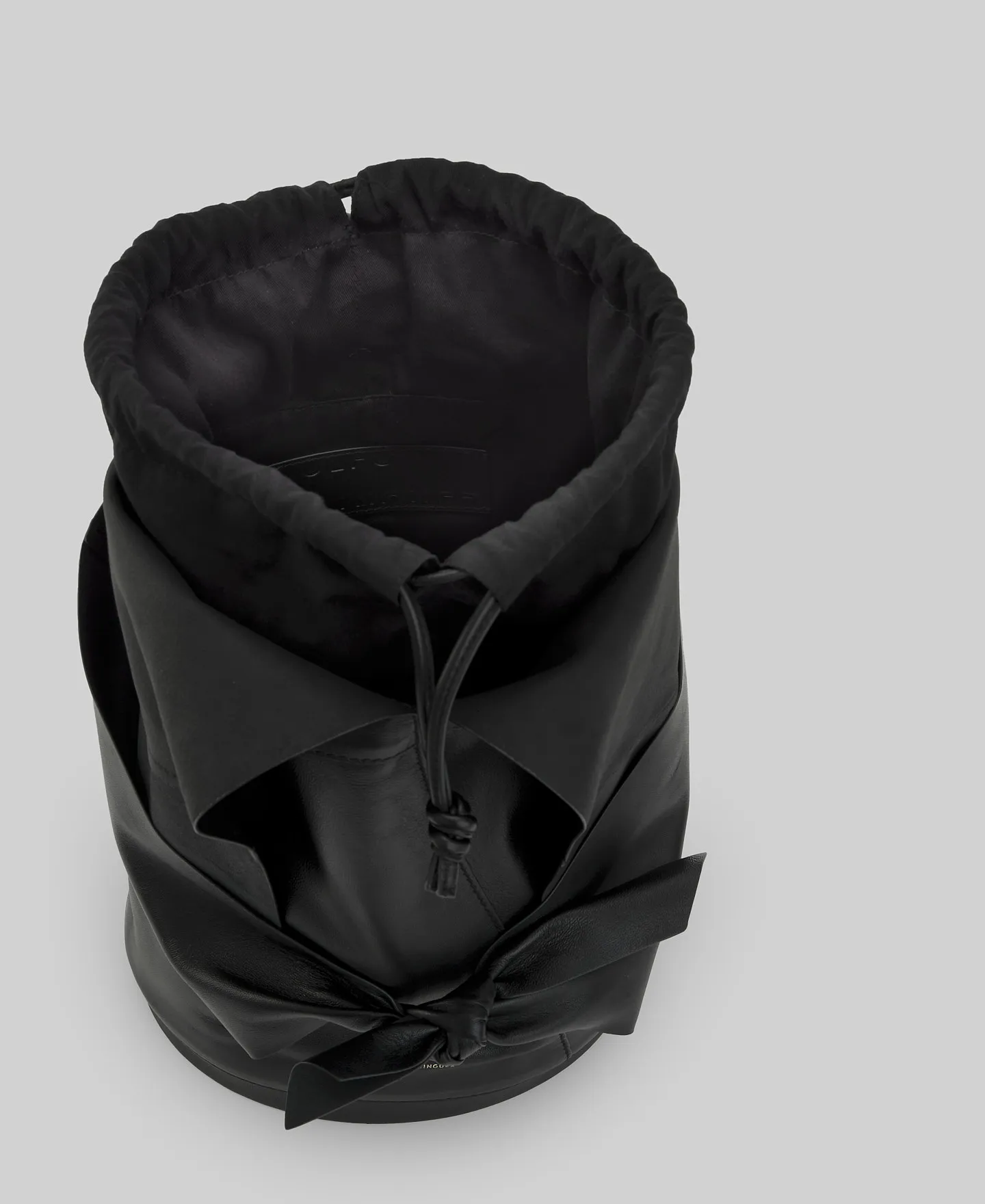 Bolso base rígida piel responsable mujer