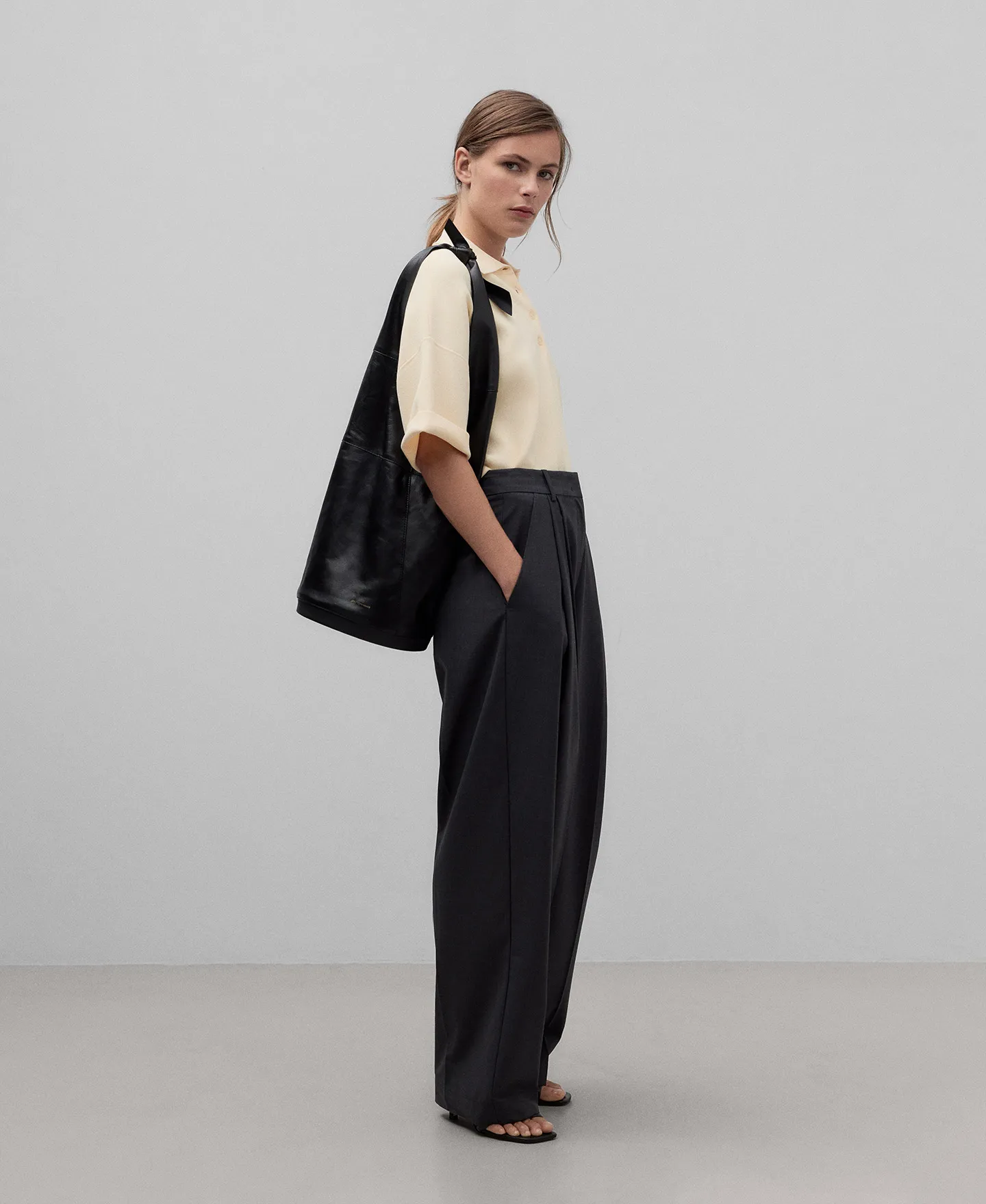Bolso base rígida piel responsable mujer