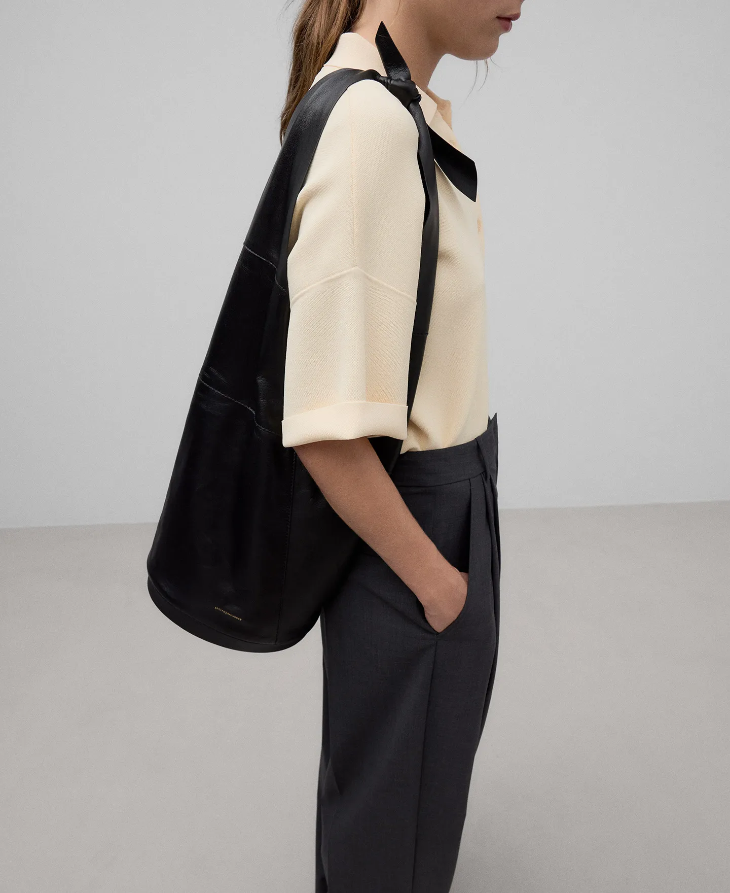 Bolso base rígida piel responsable mujer