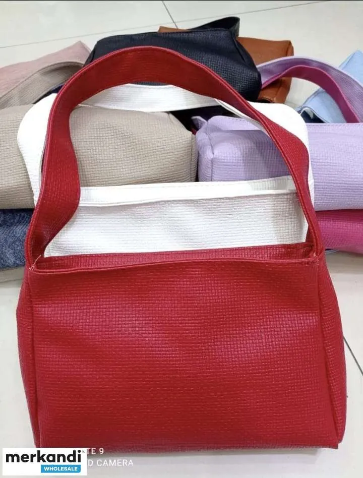 Bolsos de moda para mujer en procesamiento premium para venta al por mayor