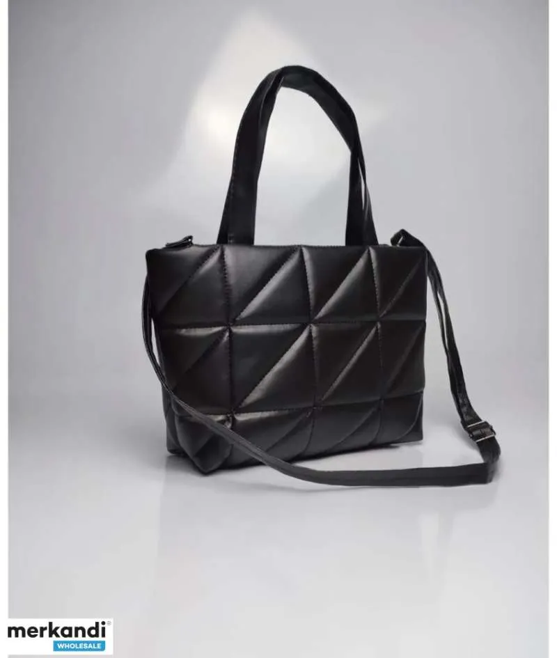 Bolsos de mujer con un toque de moda y excelente mano de obra disponibles para la venta al por mayor.