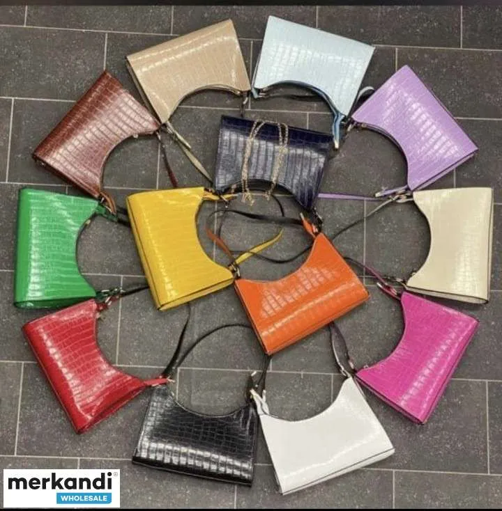 Bolsos de mujer y accesorios de moda para mujer de Turquía disponibles al por mayor.