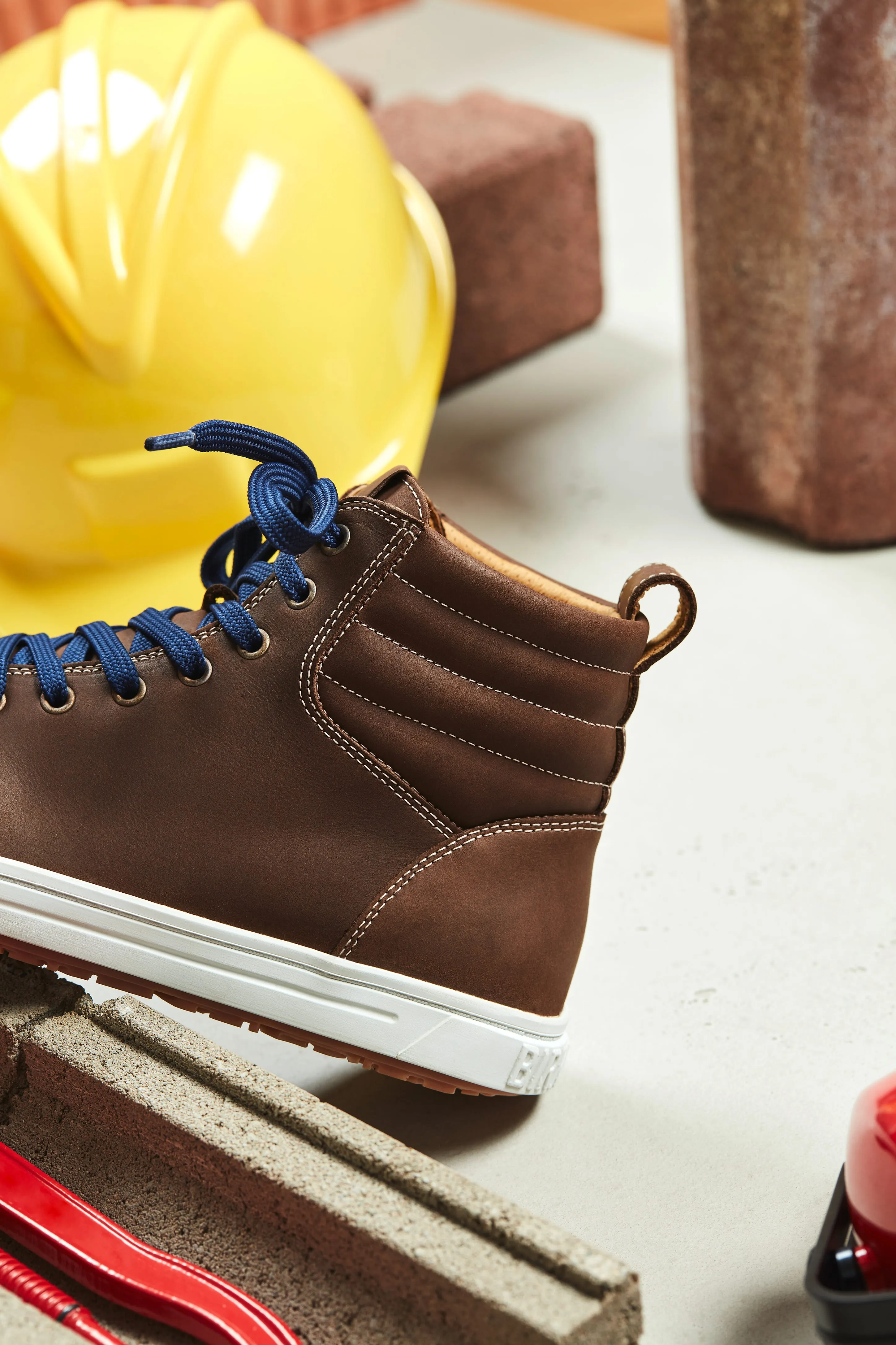 BOTA DE SEGURIDADBIRKENSTOCK QS 700 NU BROWN S3 SRC