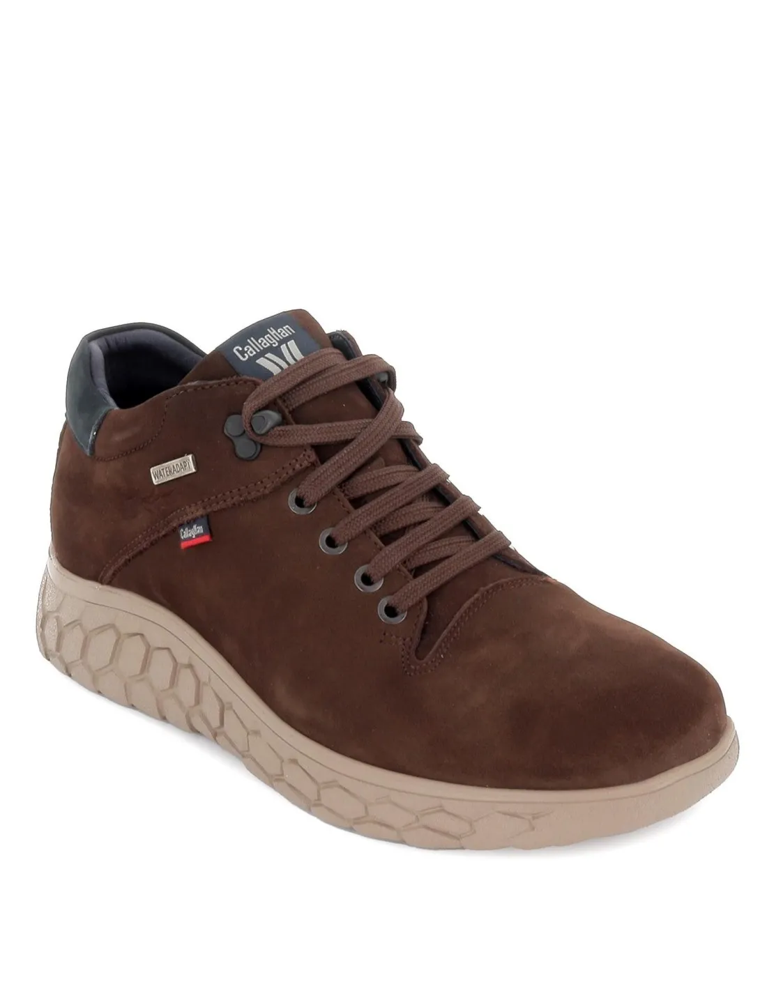 Bota resistente al agua piel nobuck hombre waterproof marrón. Callaghan