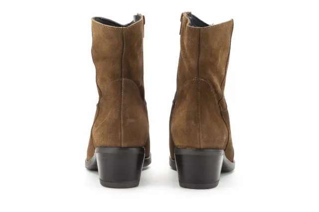 BOTIN COWBOY SERRAJE TOSTADO PISO DAKOTA