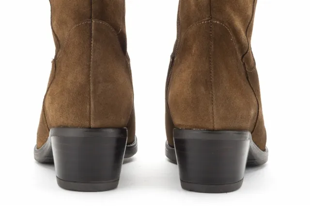 BOTIN COWBOY SERRAJE TOSTADO PISO DAKOTA