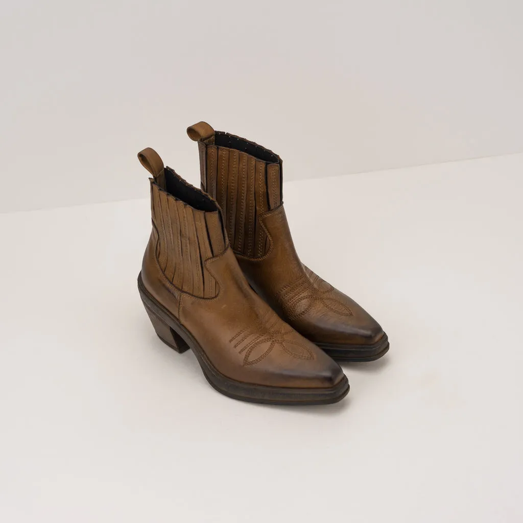 BOTIN  ELENA IACHI  E3105 WASH SAX SUGHERO