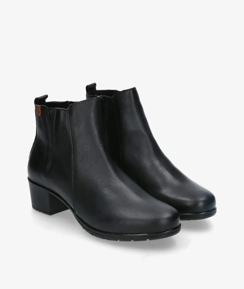 BOTIN VALERIA’S 9544 NEGRO