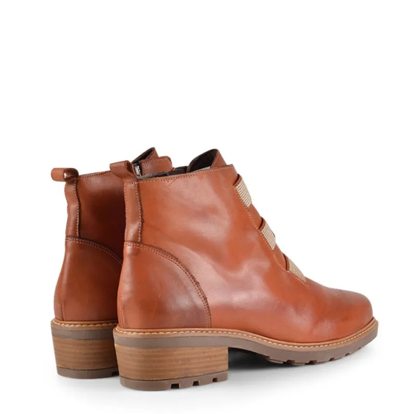 BOTIN VALERIA’S CONFORT 9571 CUERO