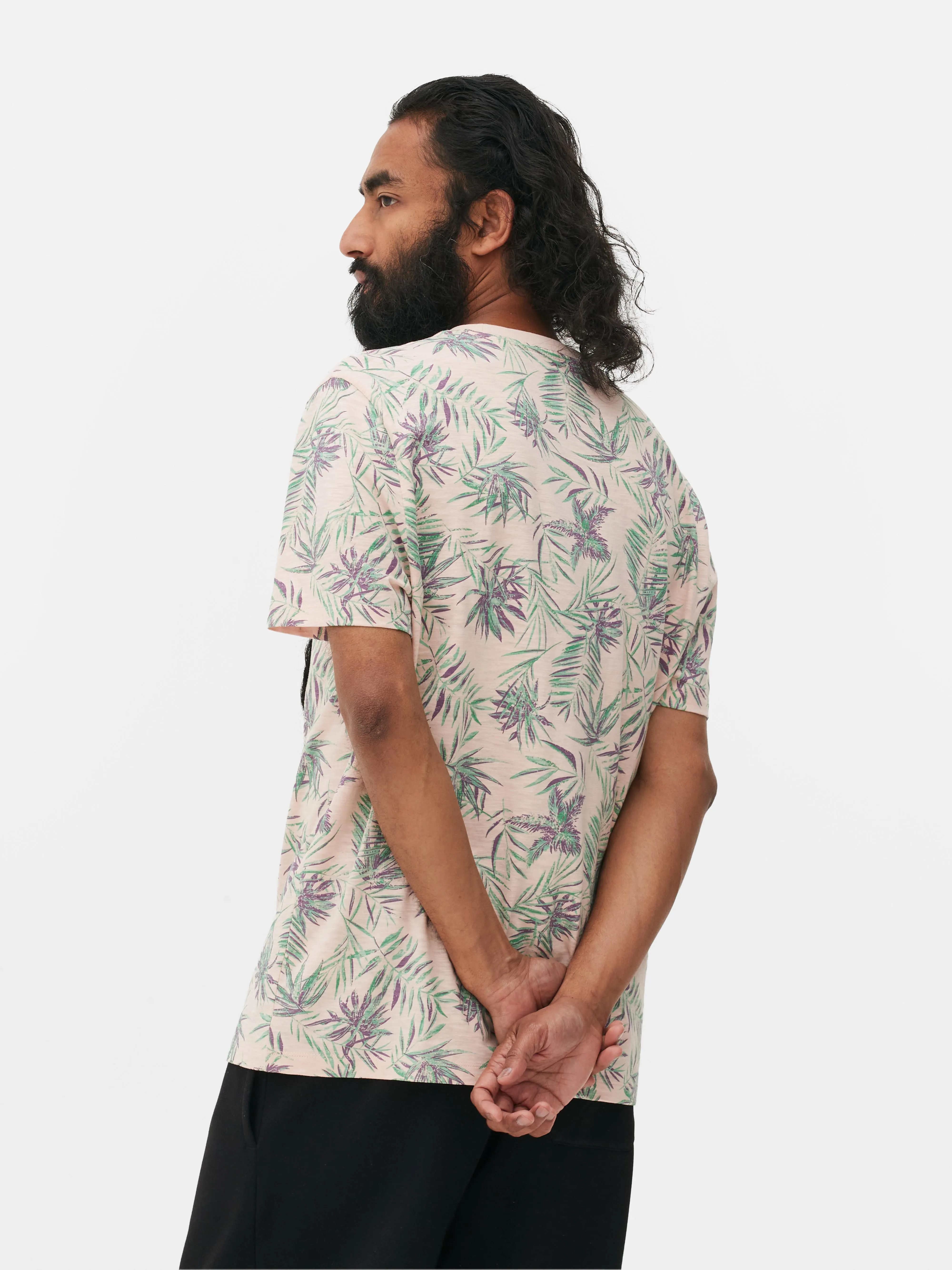 Camiseta con estampado botánico integral