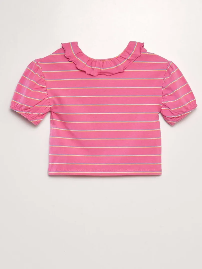 CAMISETA CON VOLANTE EN EL CUELLO  ROSA