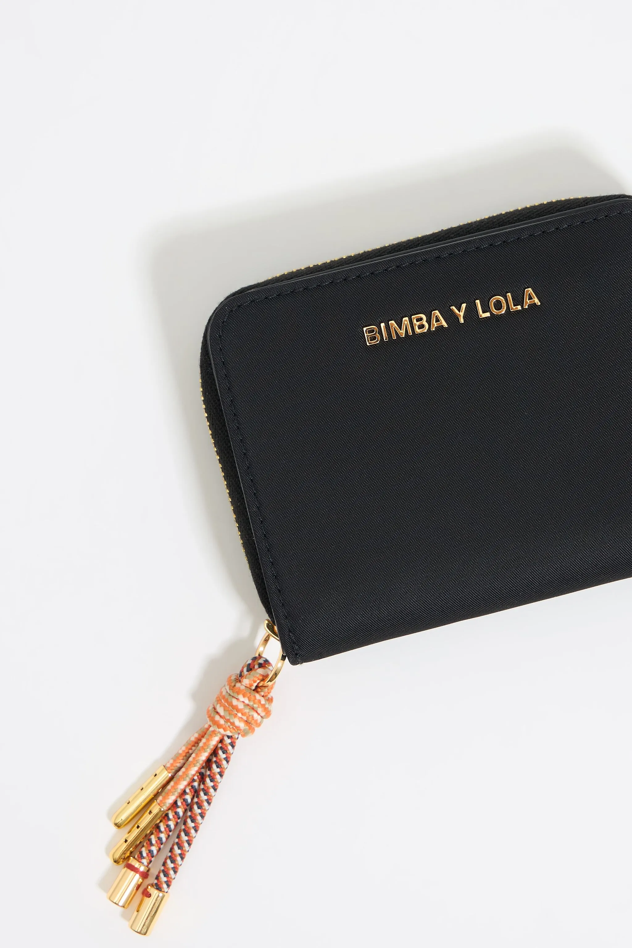 Cartera solapa nylon negra