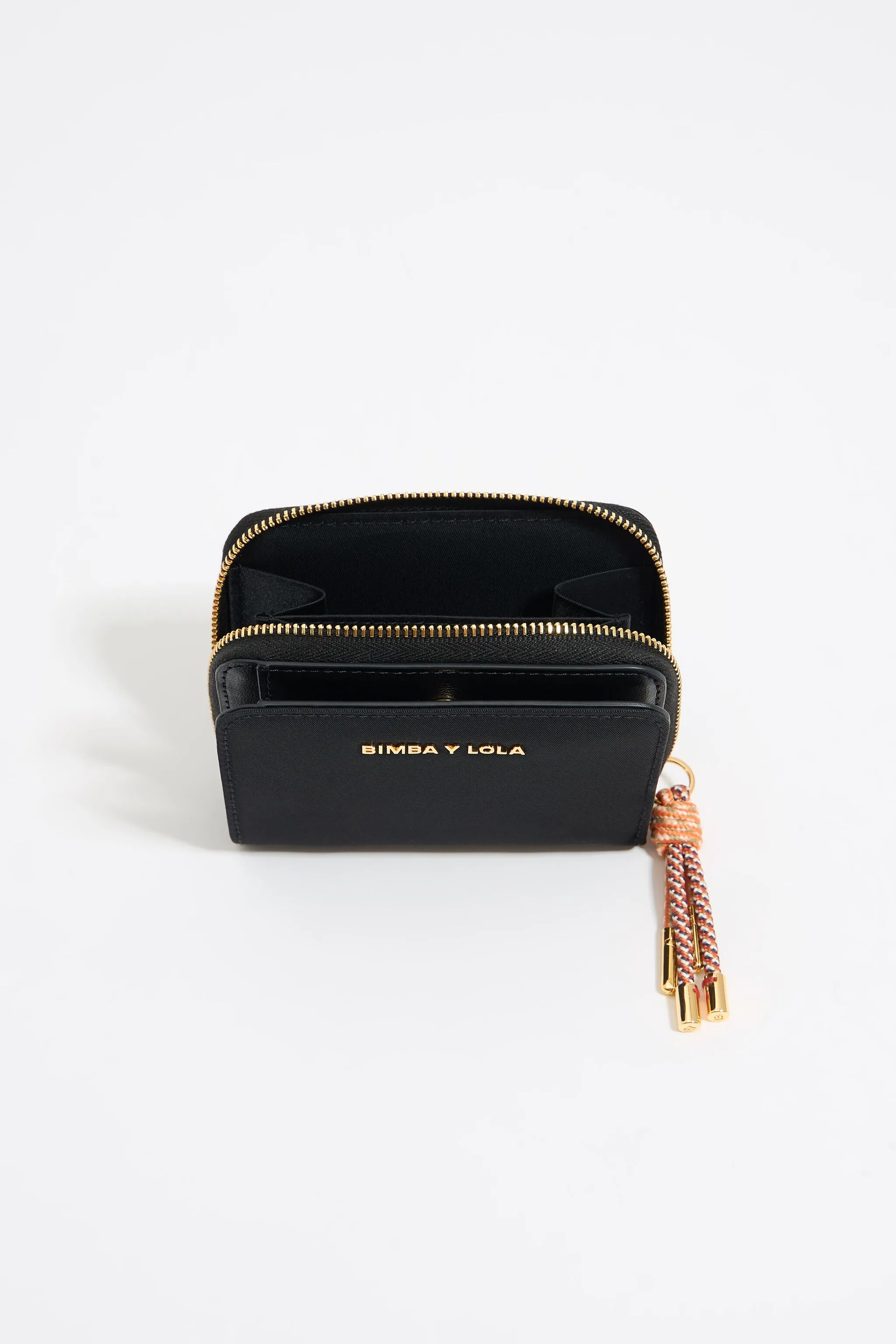 Cartera solapa nylon negra