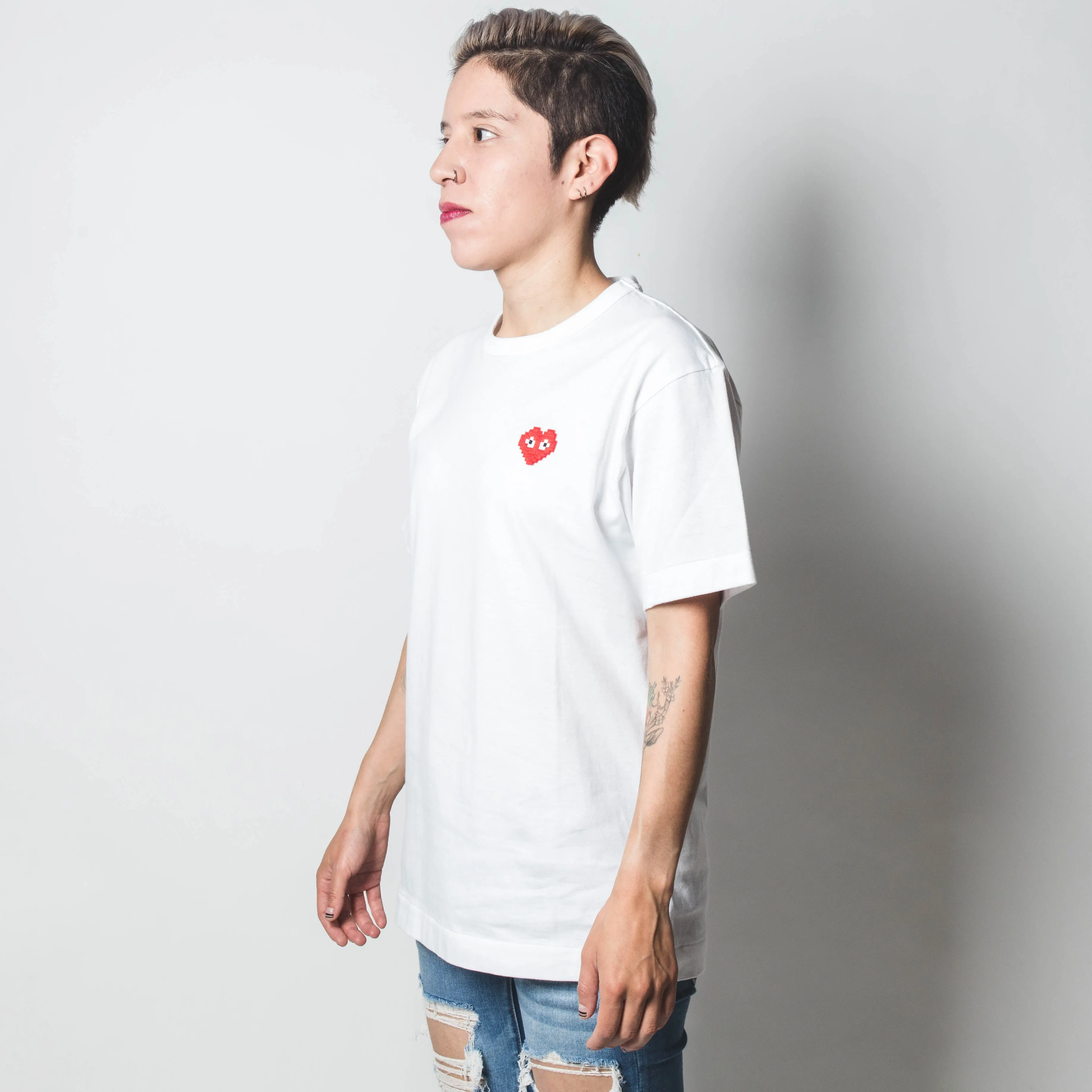 CDG PLAY X Invader W Red Heart Tee White M