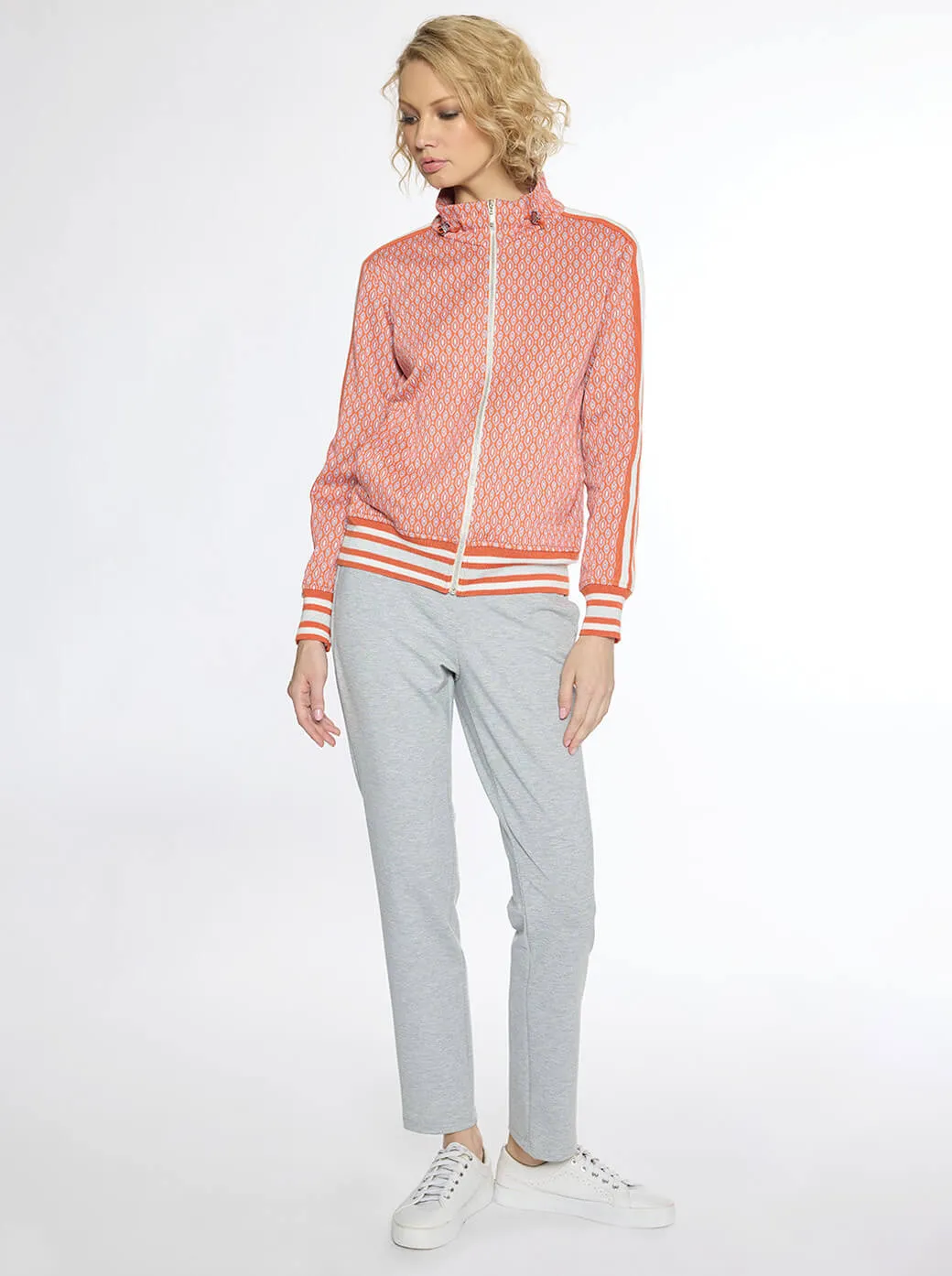 Chamarra Salmon estampada Comfort