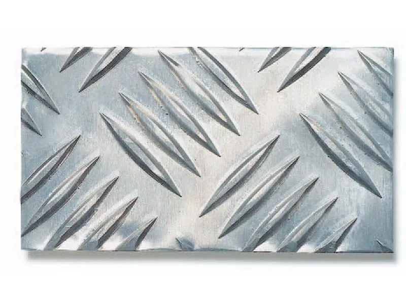Chapa de aluminio ''Damero'', Quintett W5 (corte disponibiles)