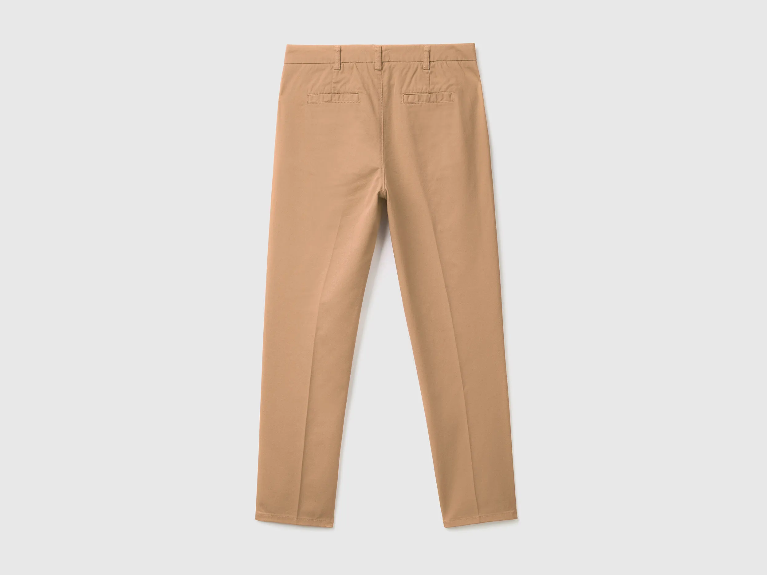 Chinos camel slim fit de algodón