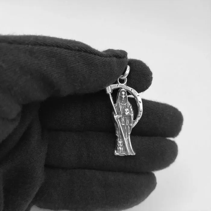 Colgante plata santa muerte
