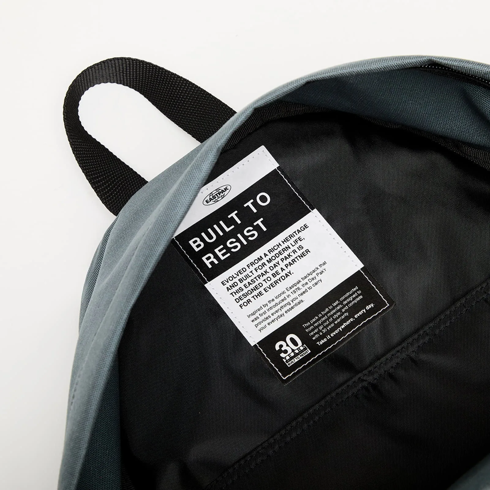 EASTPAK Day Pak'r Backpack Stormy Grey 24 l