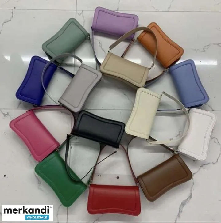 Elige entre una variedad de modelos y colores para bolsos de mujer con calidad premium.