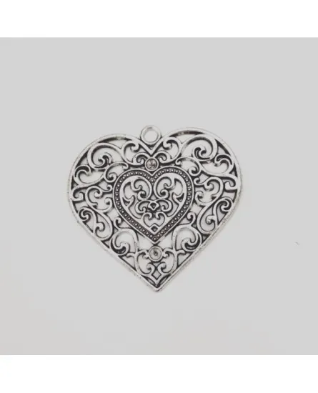 Fornitura corazón metal