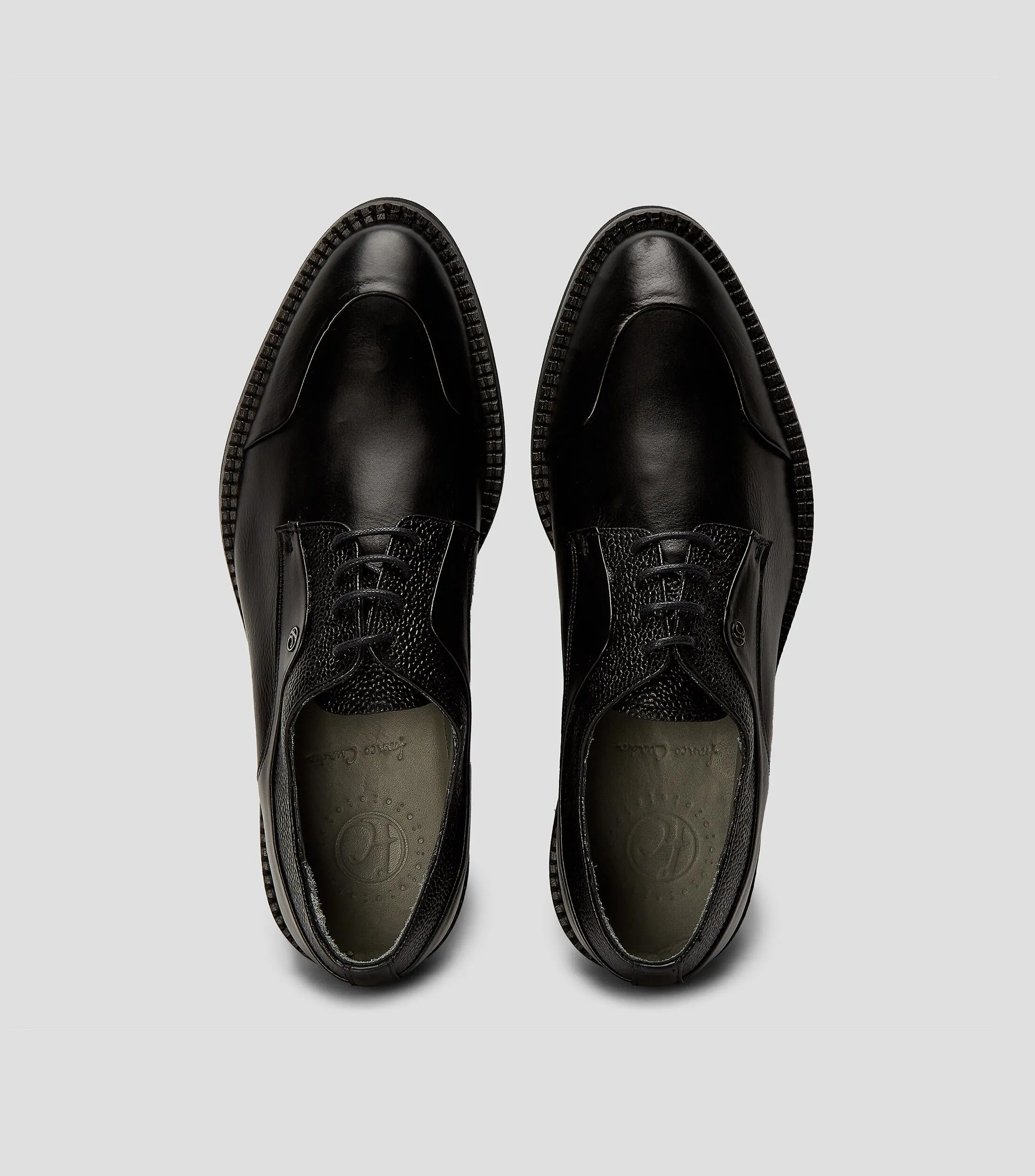 Franco Cuadra Zapatos de Vestir Derby Negros en Piel Tacón Bajo Ancho Hombre