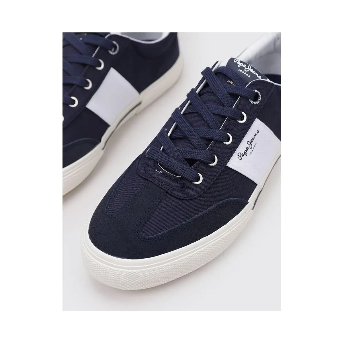 KENTON STRAP M