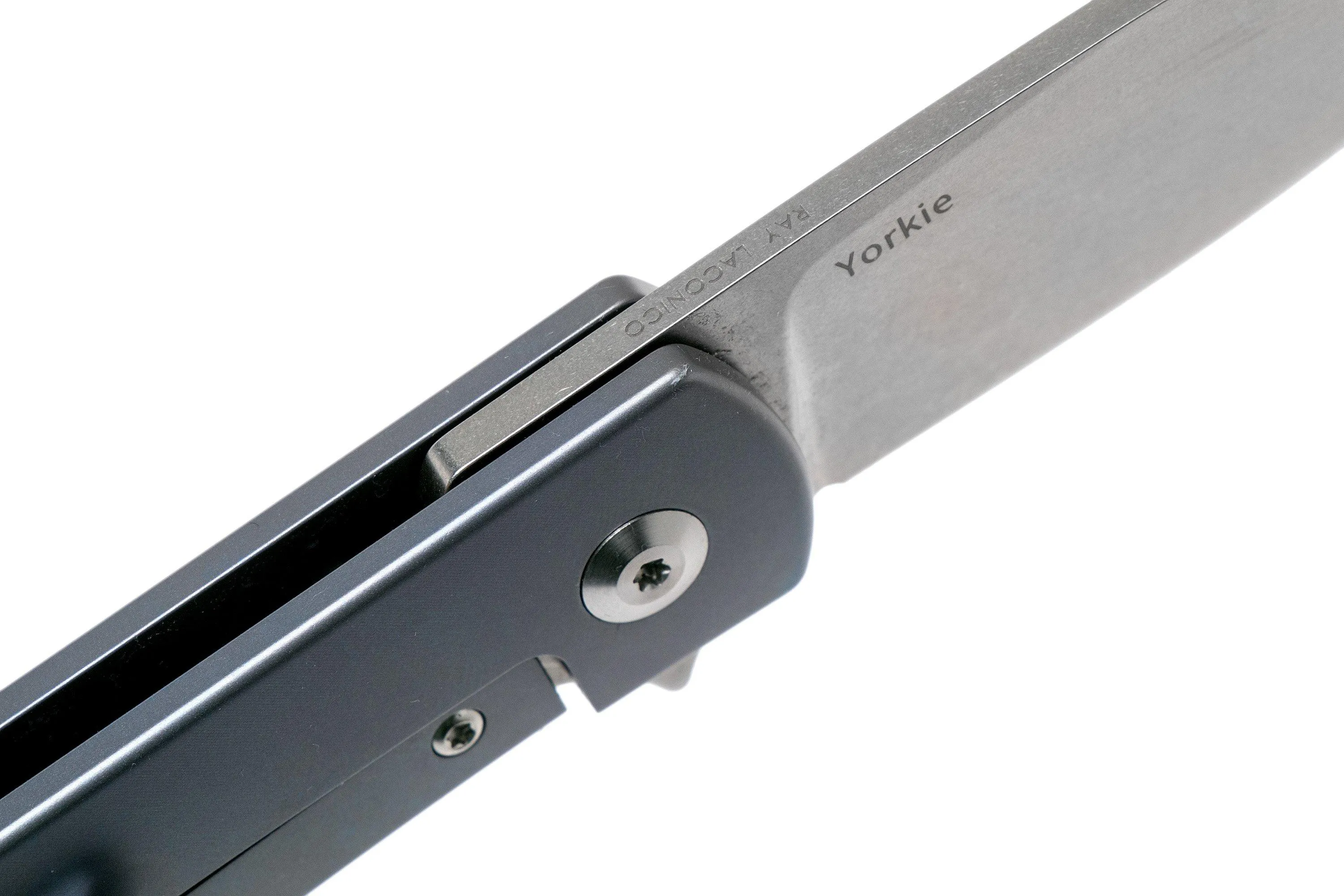 Kizer Yorkie Blue Ki3525A2 navaja, Ray Laconico Design