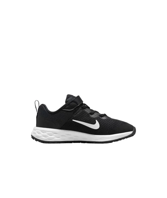 Nike Revolution 6