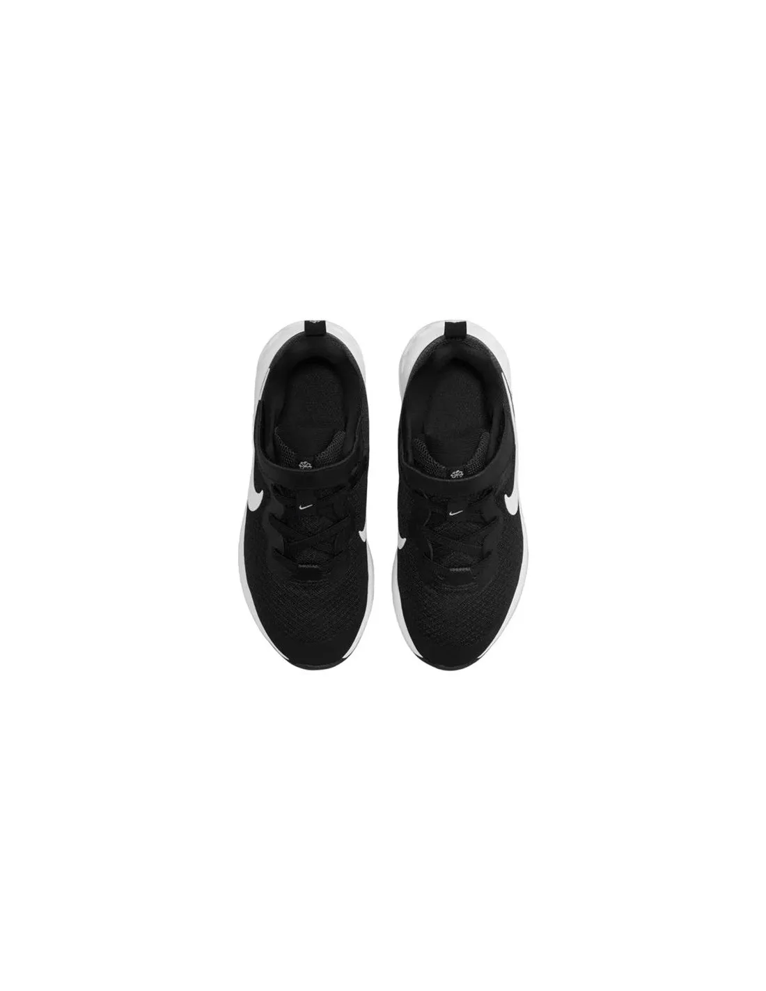 Nike Revolution 6