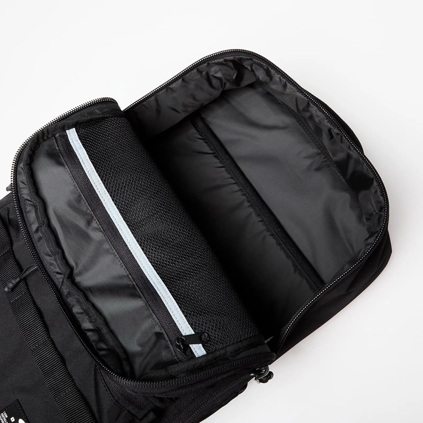 OAKLEY Essential Backpack Blackout