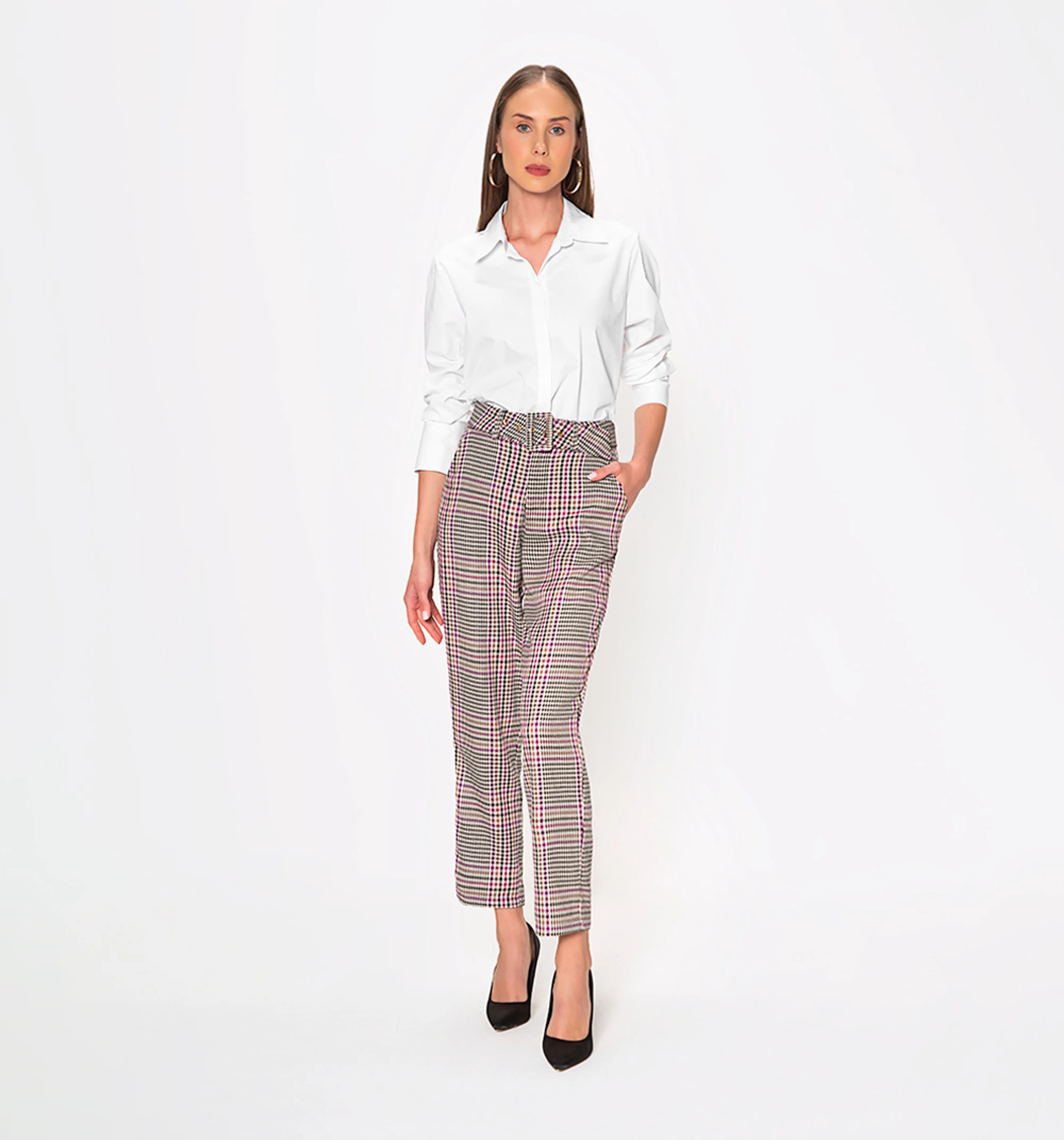 Pantalon chino tiro alto con correa en m