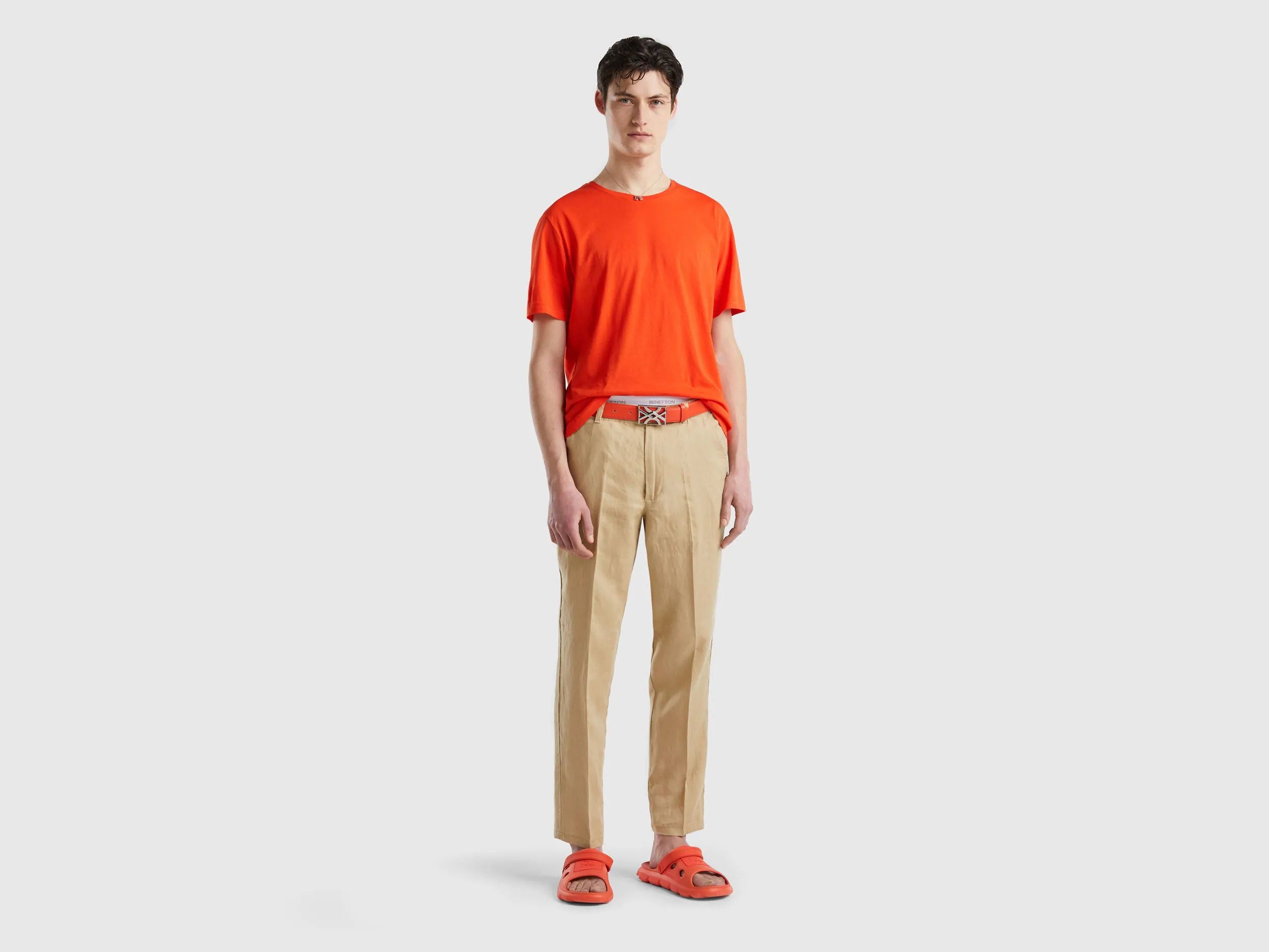 Pantalones chinos de puro lino