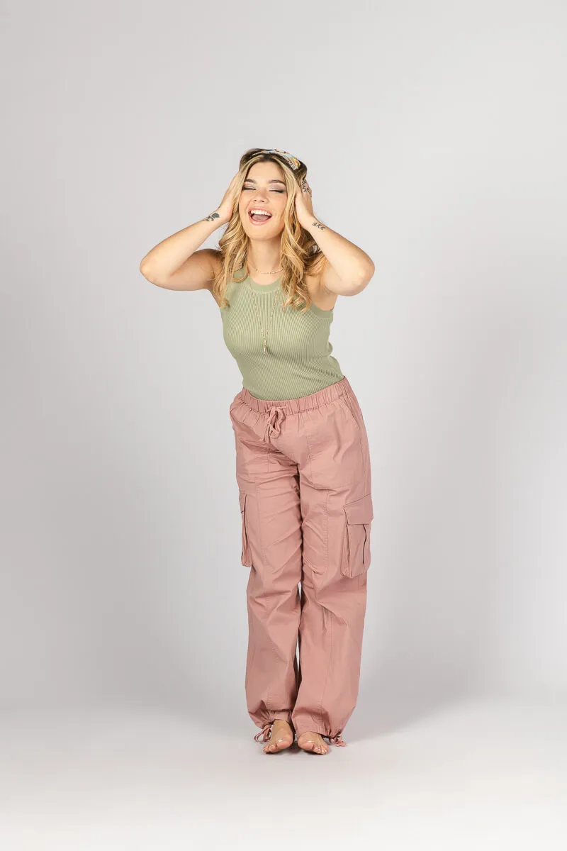 Pantalón cargo ajustable en el tobillo YMI
