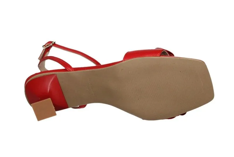 Sandalia Piel Rojo Tira Pala Flor Pulsera