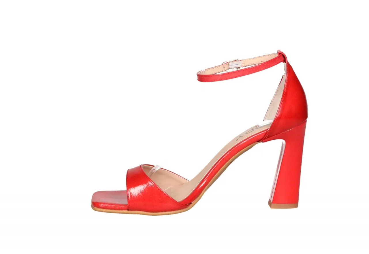 Sandalia Rojo Talon Cerrado Pulsera Tacon Alto