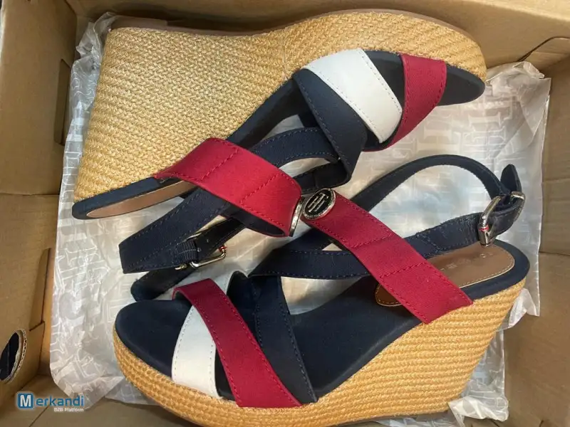 Tommy Hilfiger/Tommy Jeans stock shoes