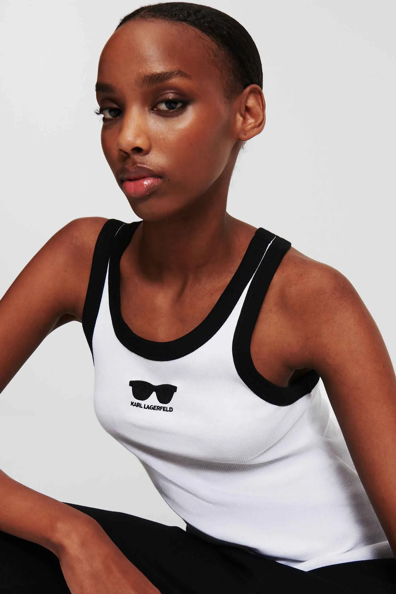 Top para mujer de Karl Lagerfeld – 245W1719