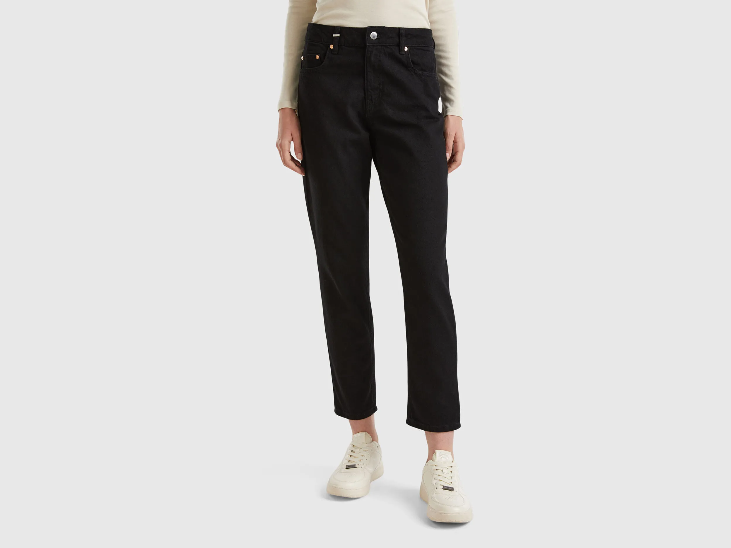 Vaqueros cropped de talle alto