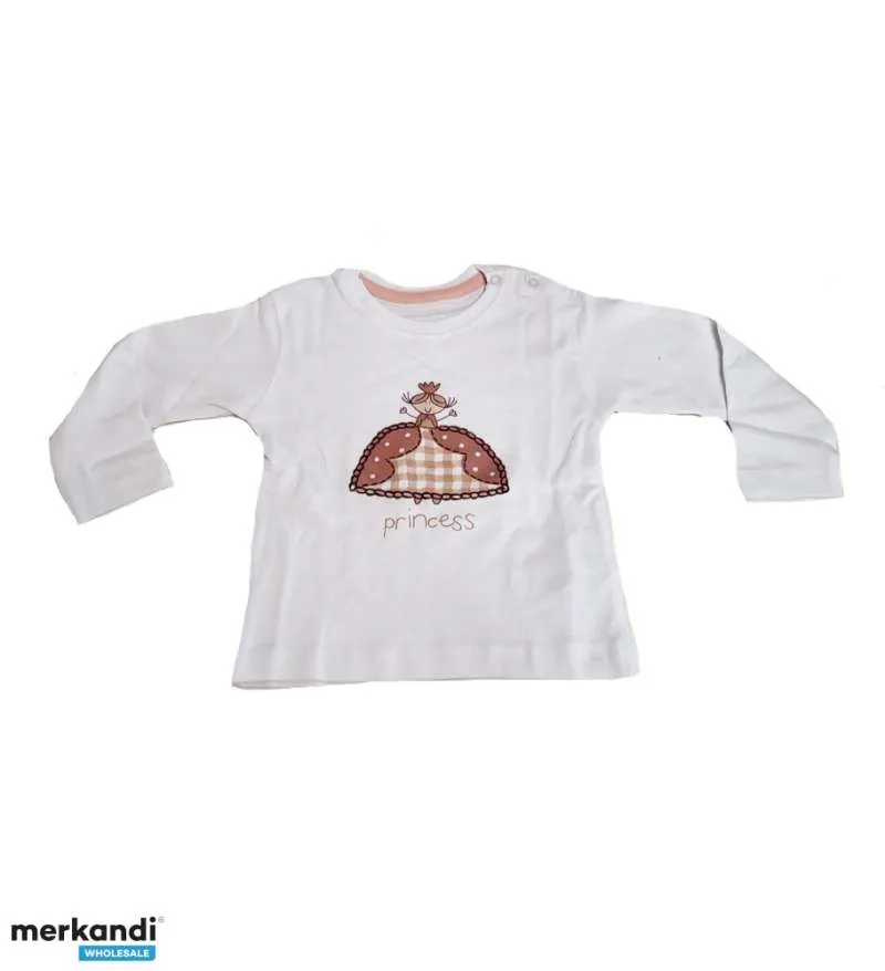 Varias camisetas de bebé y camisetas de manga larga de Code
