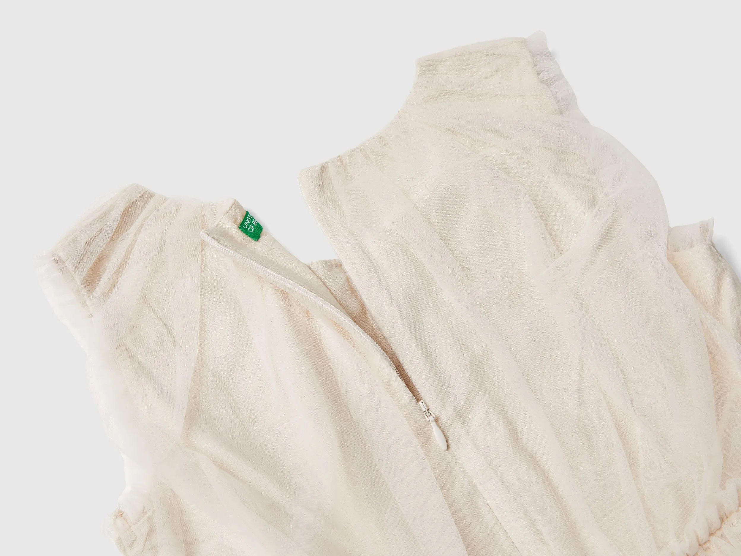 Vestido corto de tul