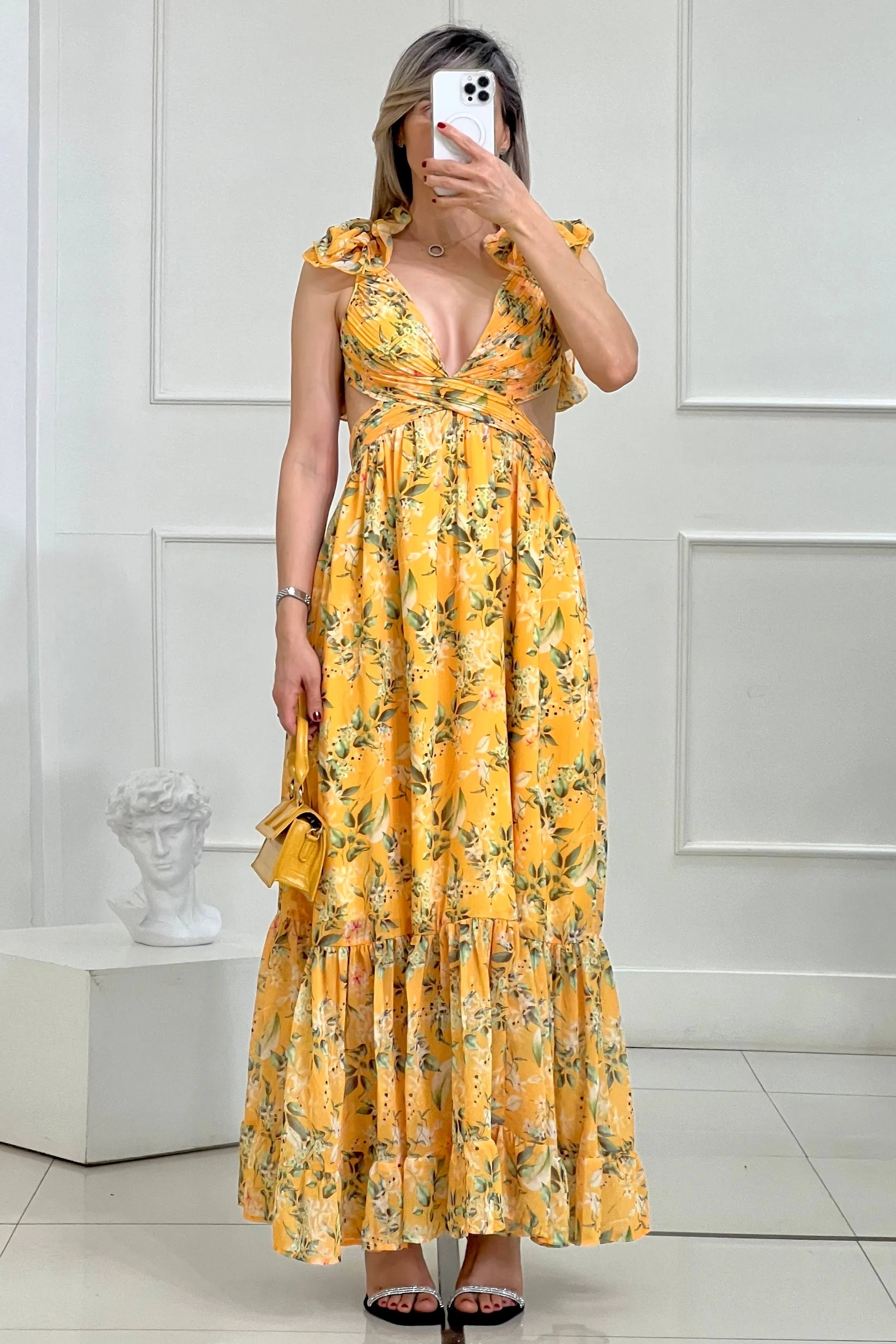 VESTIDO ESCAROLAS HOMBROS