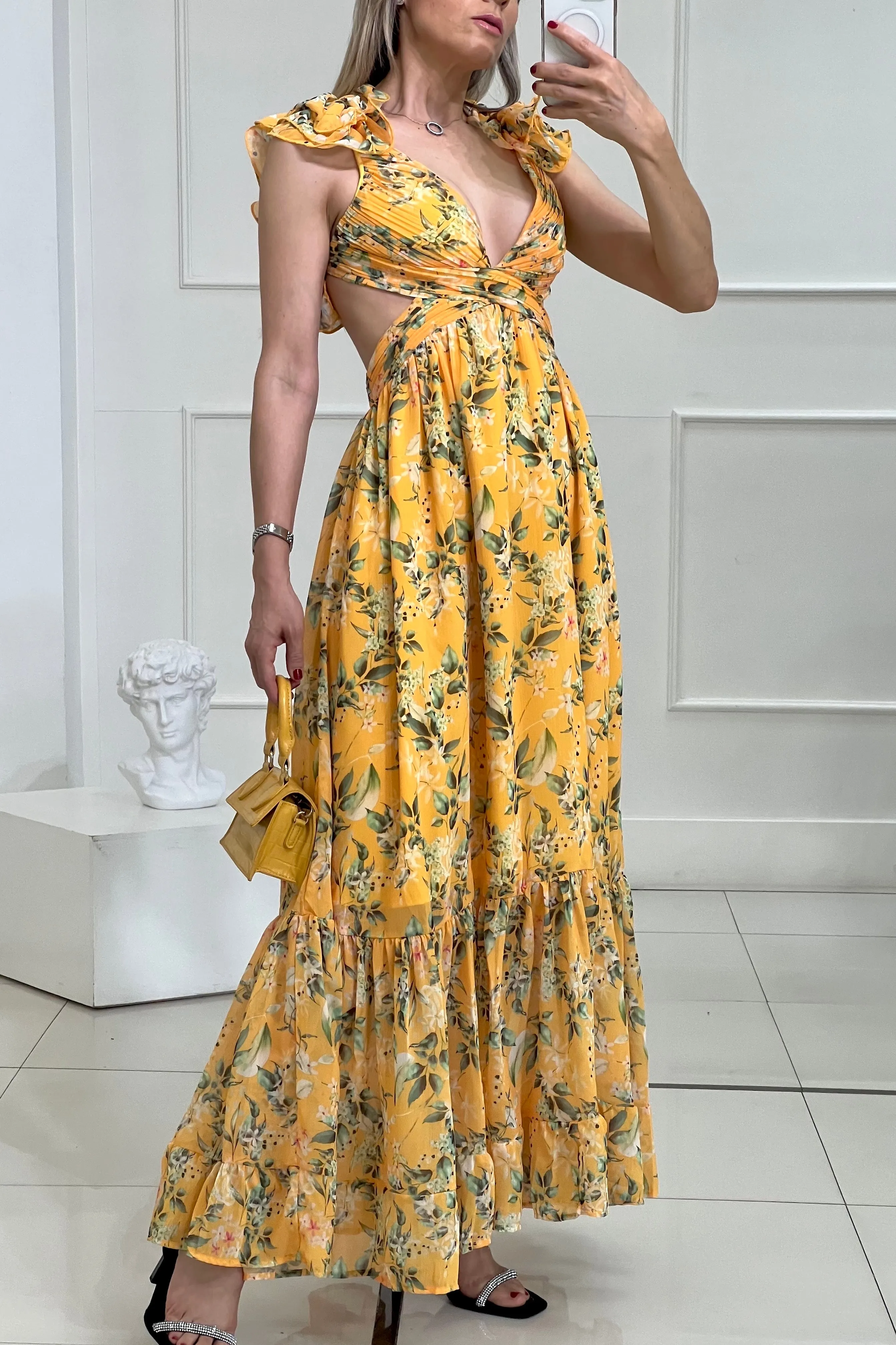VESTIDO ESCAROLAS HOMBROS