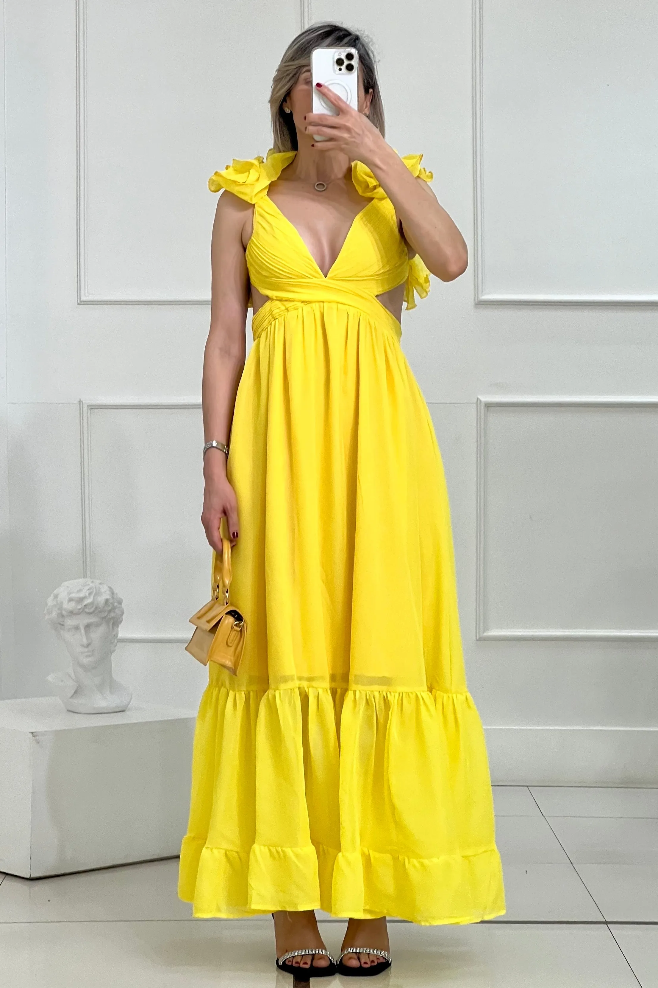 VESTIDO ESCAROLAS HOMBROS